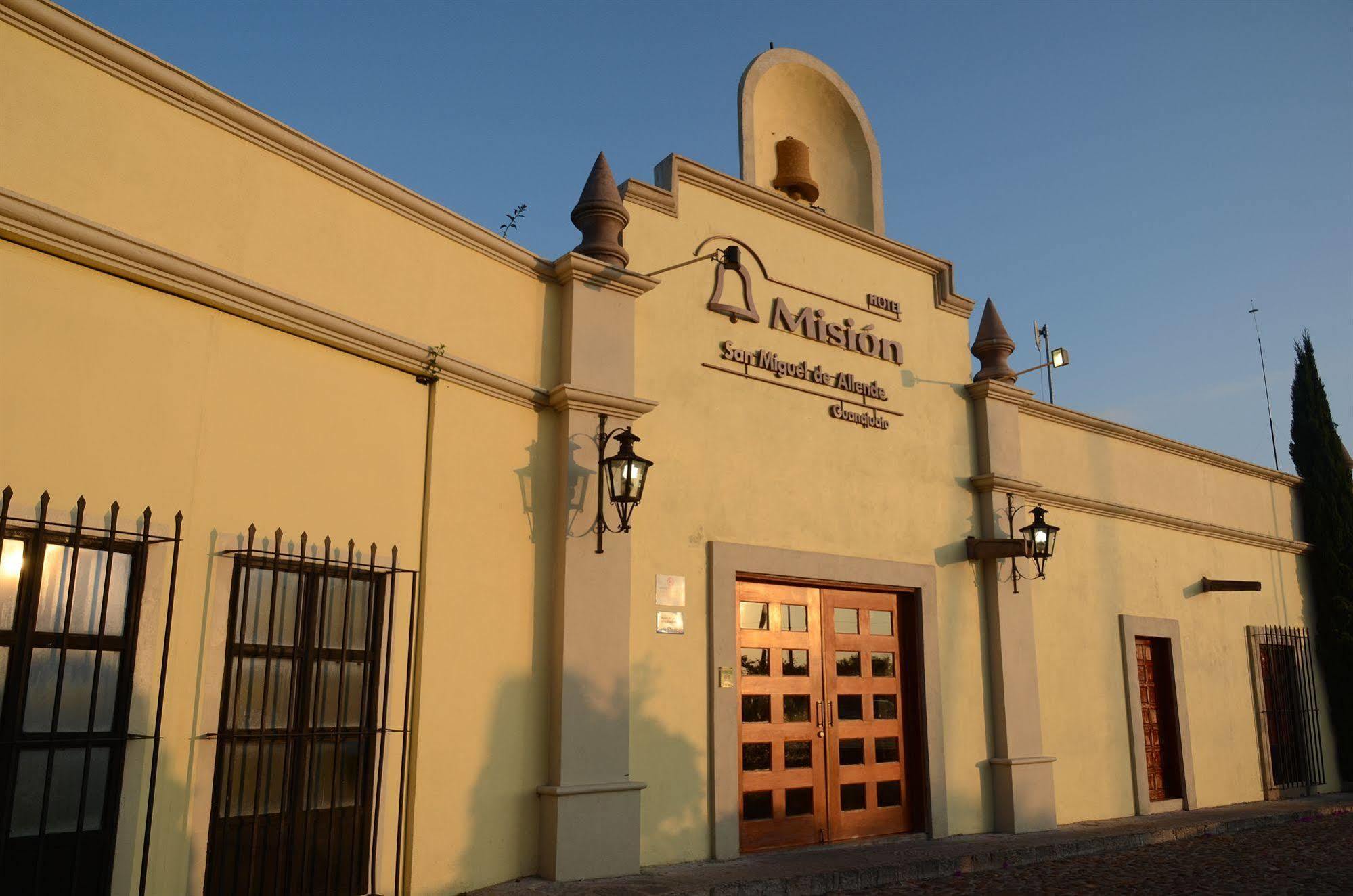 Mision San Miguel De Allende Exterior photo